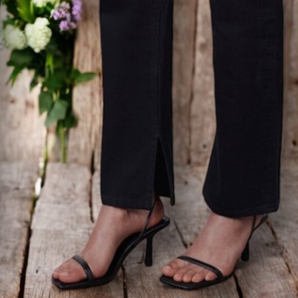 ZARA The 90's SLIM WITH SPLIT HEM BLACK JEANS SIZE 6 - Picture 4 of 12